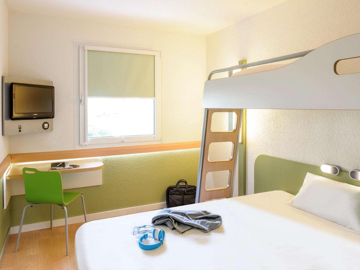 Ibis Budget Manosque Cadarache Екстериор снимка
