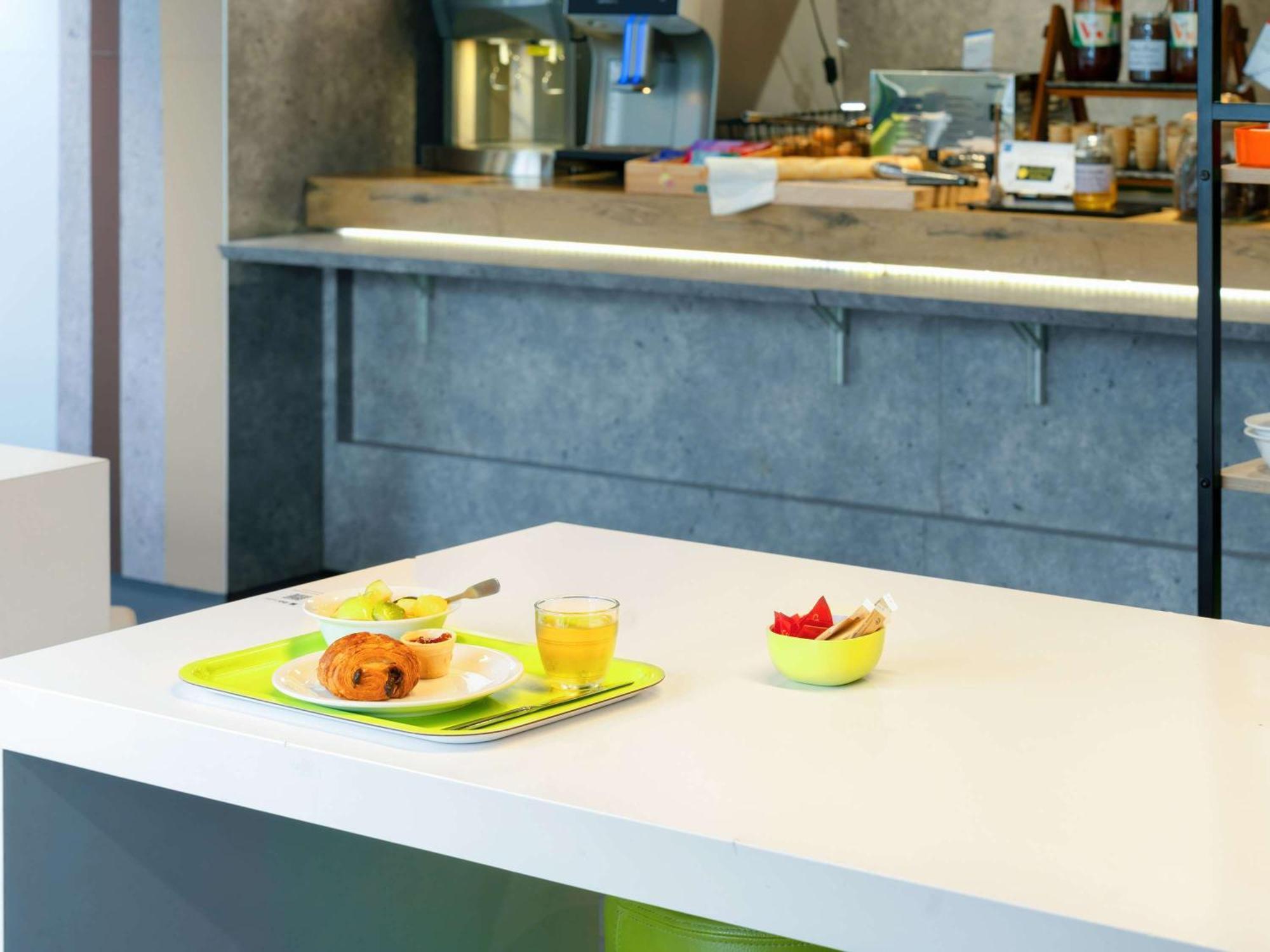 Ibis Budget Manosque Cadarache Екстериор снимка