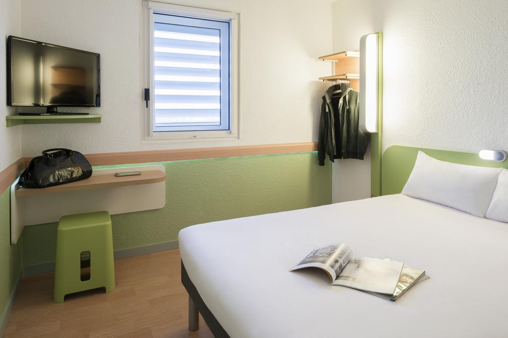 Ibis Budget Manosque Cadarache Стая снимка